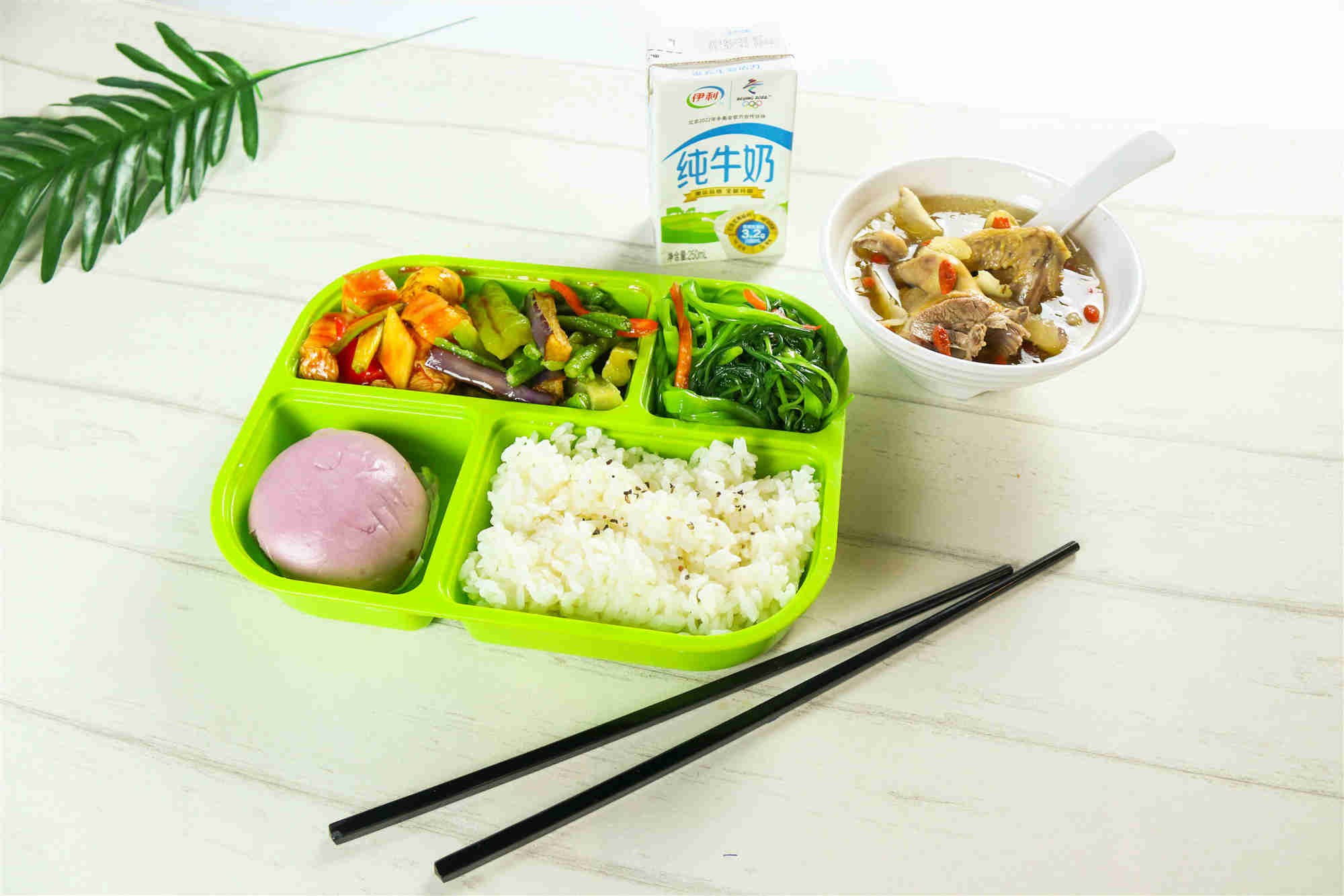 學生營養餐.jpg 學生營養餐.jpg