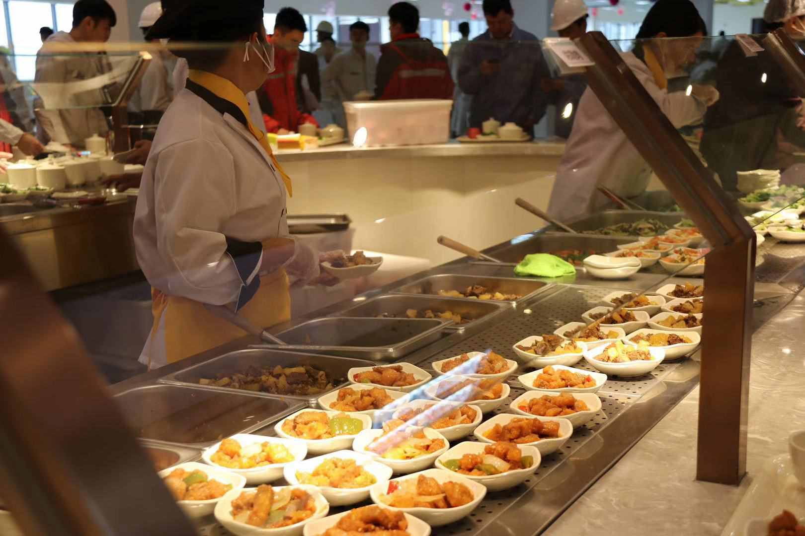 團(tuán)餐.jpg 團(tuán)餐.jpg